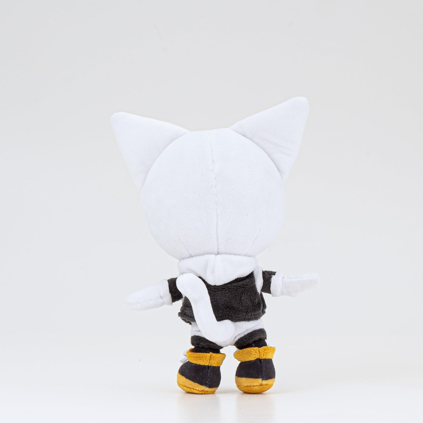 口がないうさぎと目がないねこの話のぬいぐるみ